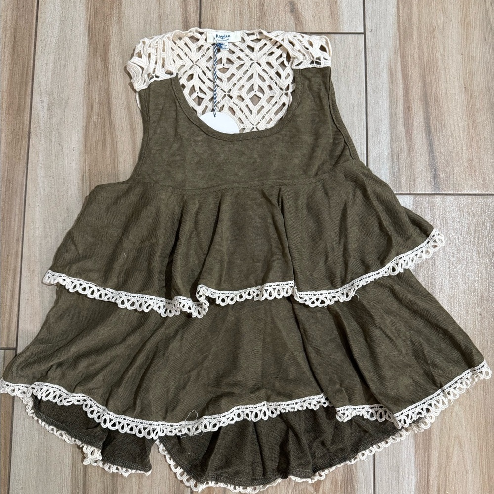 NWT Hayden Los Angeles Layered Lace Racerback Top